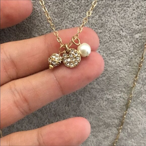 Canvas Ainsley Layered Moon Necklace (G2) - Picture 5 of 6